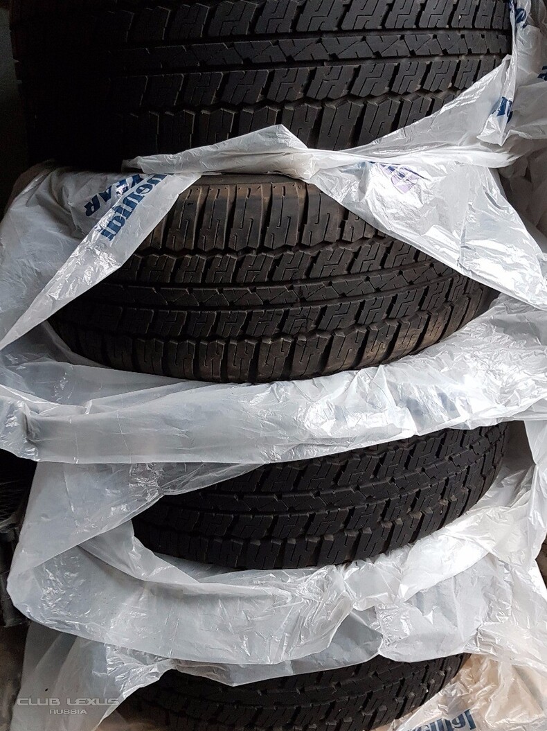   Bridgestone Dueler A/T 285/60R18