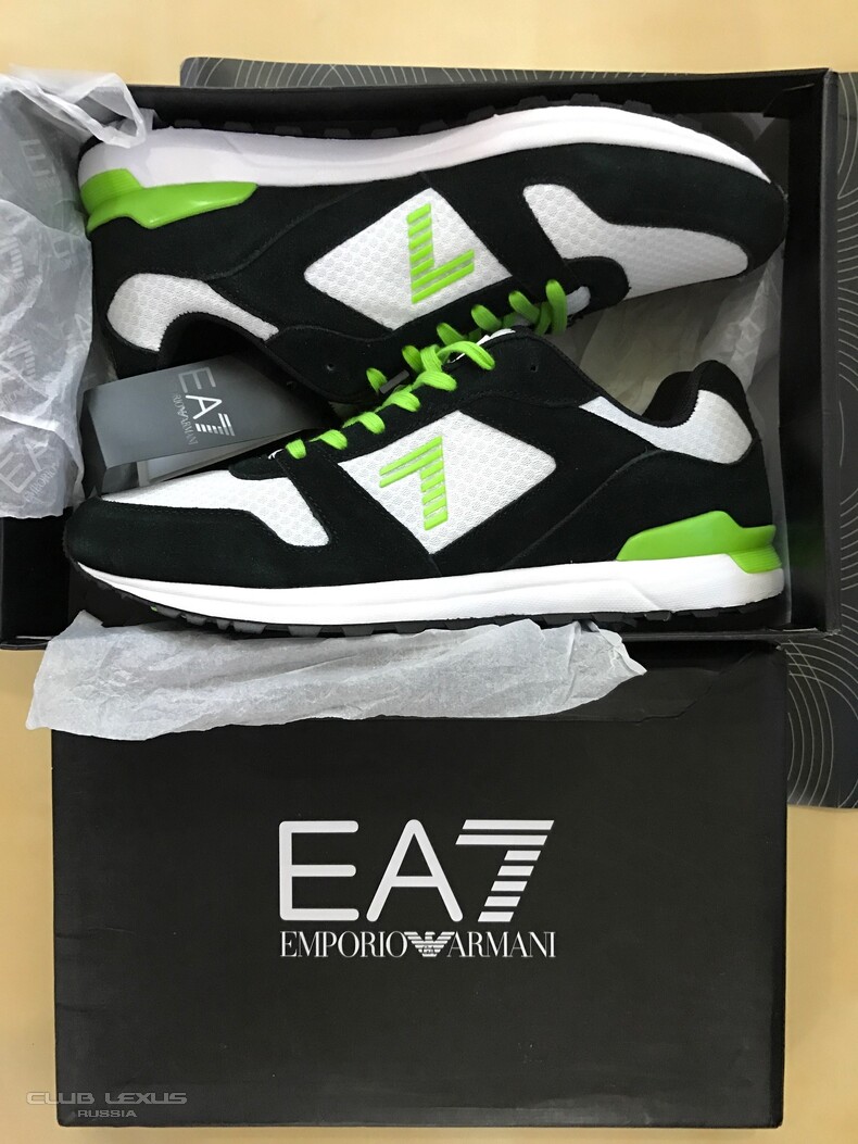   Emporio Armani EA7