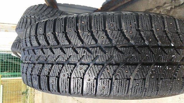 Bridgestone Ice Cruiser 5000 235/45 r17