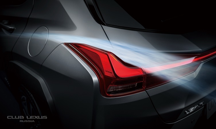 Lexus UX:   
