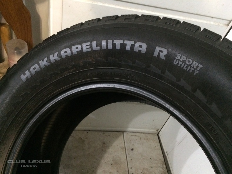 .    Nokian 285/60R18 LX570 .