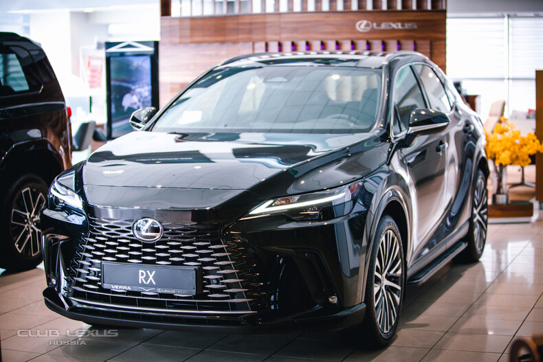 Club Lexus Privolzhsky |  Lexus  []