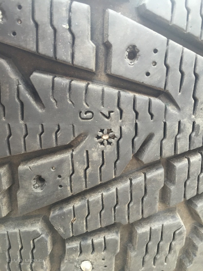 Nokian SUV 7 235/60/18   OZ