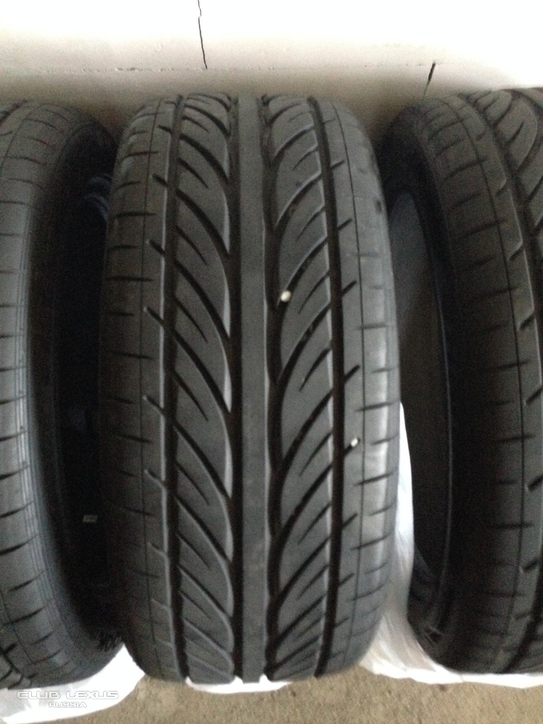   245/45R18 Hankook