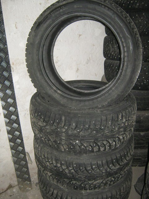  Nokian Hakapeliita 5  255/50 R19 4.