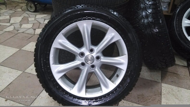    Nokian 235/55/18