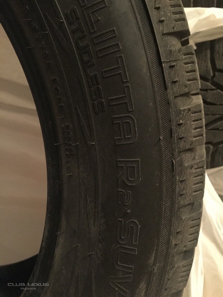  Nokian Hakkapeliitta R2 SUV. 285/50 R20