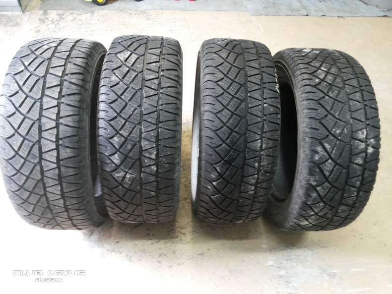   MICHELIN 235 55 R18