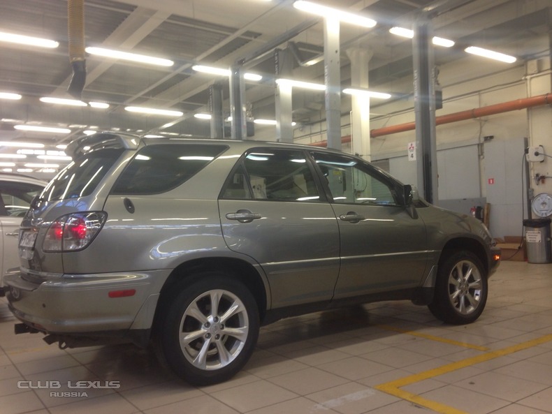 Lexus rx 300 2001 .