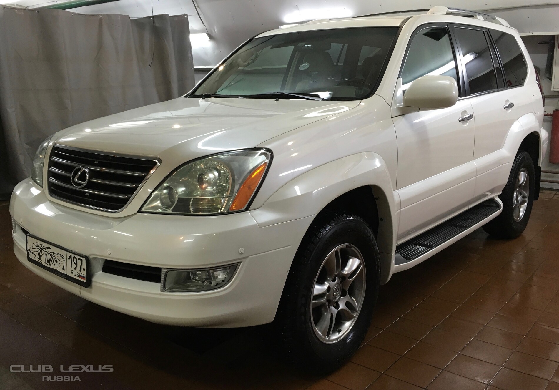 Продам Lexus GX 470 2009 г. Белый жемчуг