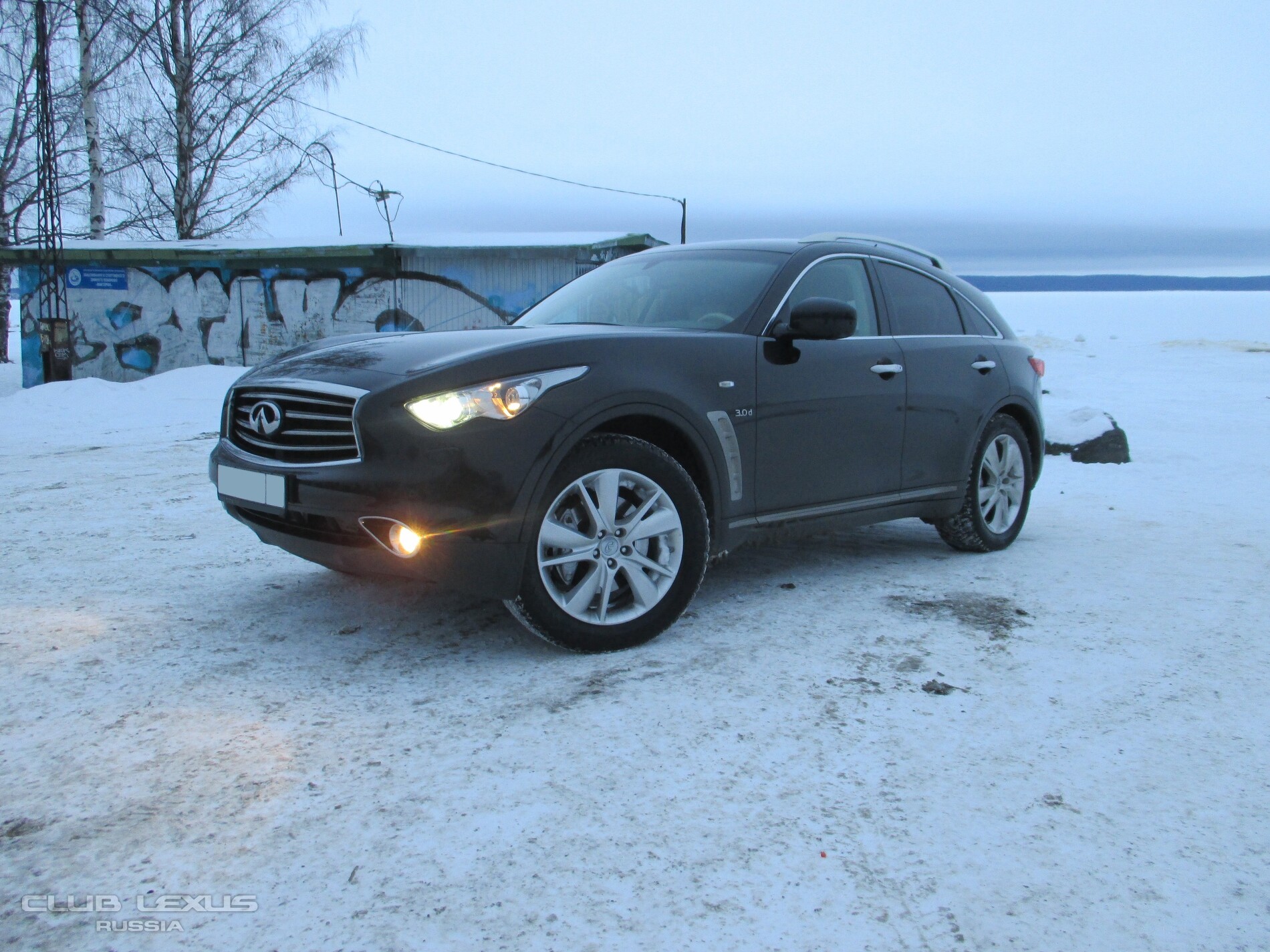 Дизельный Финик QX70, 2015