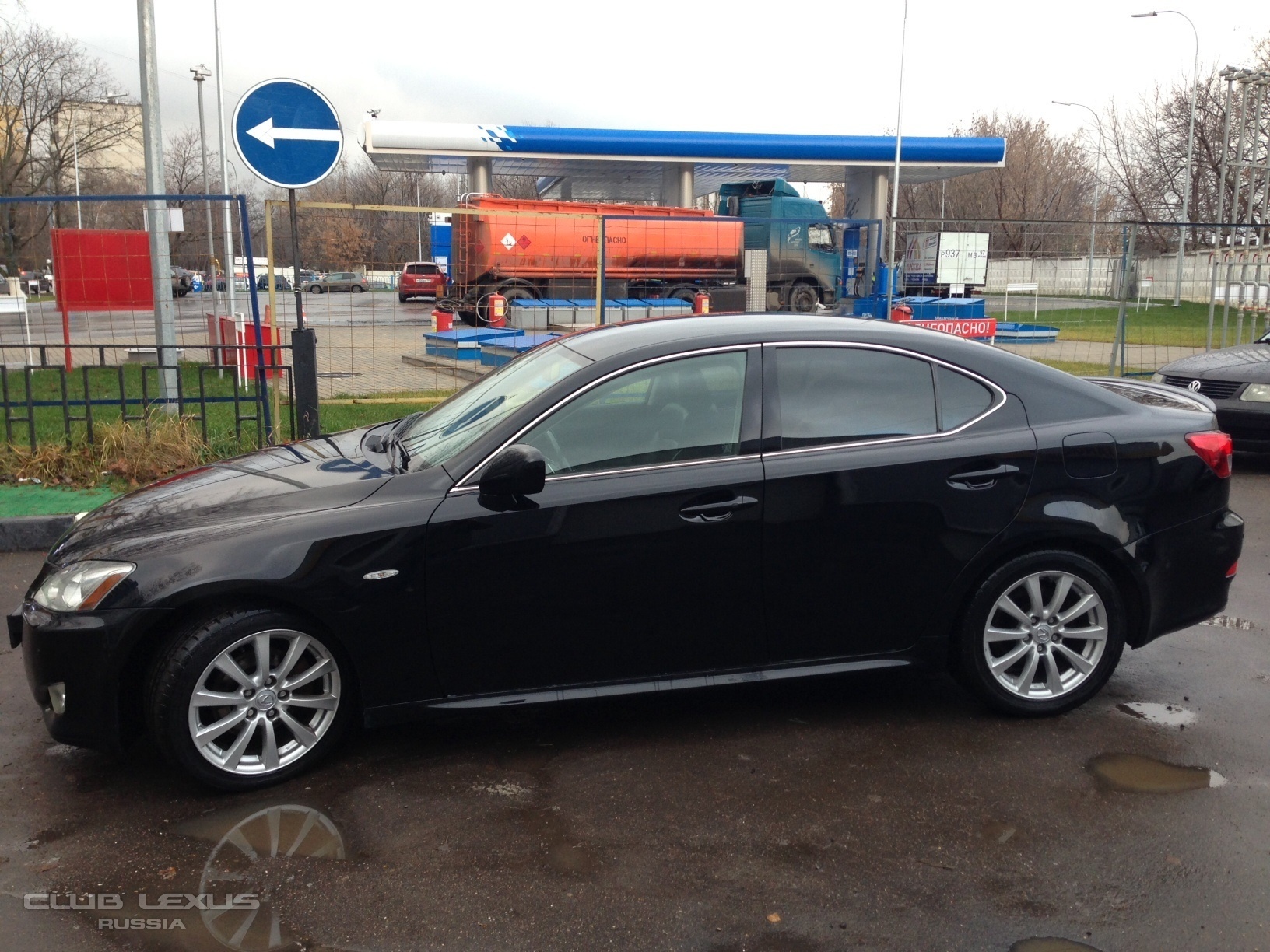 Продан Lexus IS250 2008г. черный