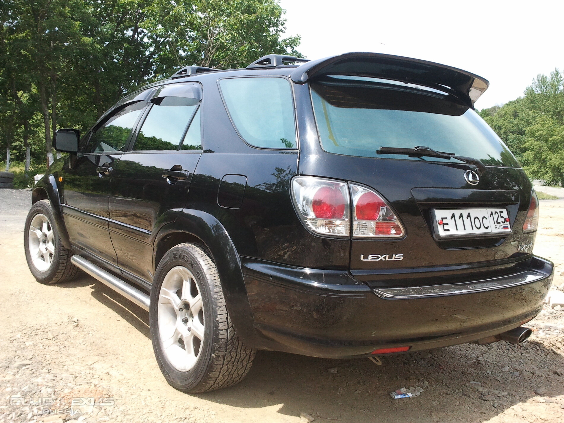 Продам LEXUS RX300 (I кузов), 2002 год, 4WD, Приморский край