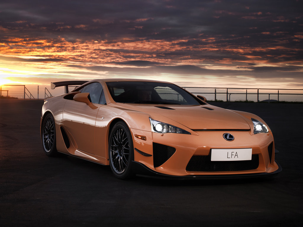 Лексус спорткар LFA