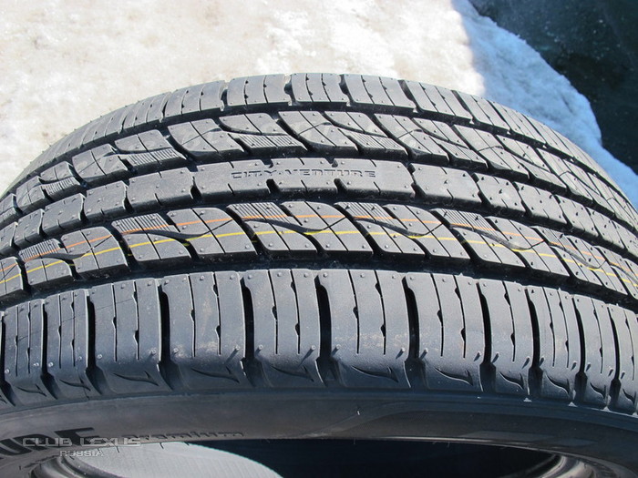 Шины 235 55 r19. Кумхо 255/50/19 KL-33. Kumho Crugen Premium kl33 255/55 r19 111v XL. 205/70 R15 Kumho kl33 96t. Кумхо 265/60/18 110h KL-33.