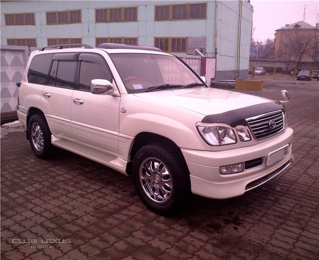 Toyota land cruiser cygnus отличия