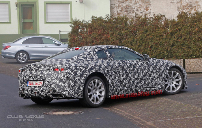    Lexus LC   