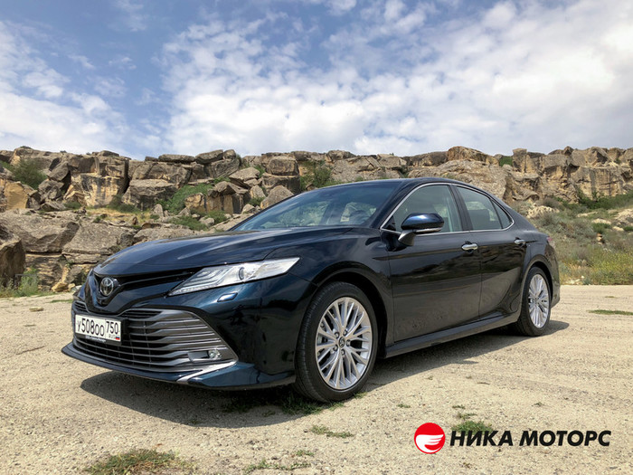 Сколько стоит Toyota Camry в Украине и почему выросла ее цена