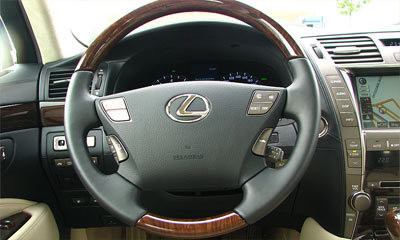 - Lexus LS600h L Hybrid (2008)
